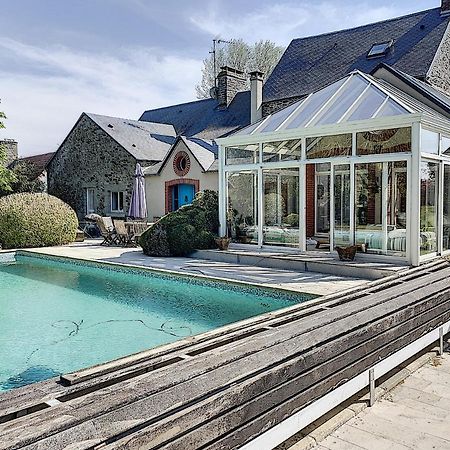 Gite De Charme "La Maison Saint-Leonard" Avec Piscine, Spa, Vue Sur Le Mont Saint-Michel Vains Exterior photo