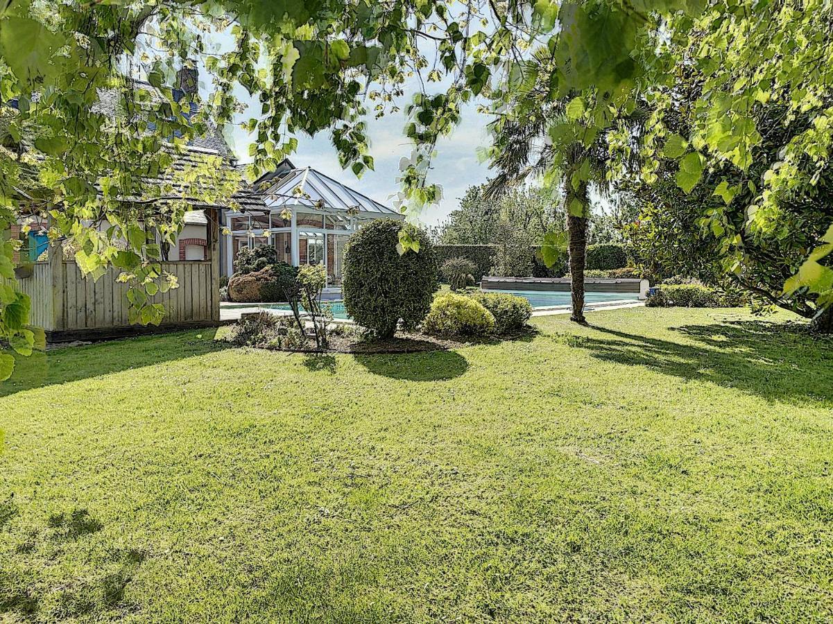 Gite De Charme "La Maison Saint-Leonard" Avec Piscine, Spa, Vue Sur Le Mont Saint-Michel Vains Exterior photo